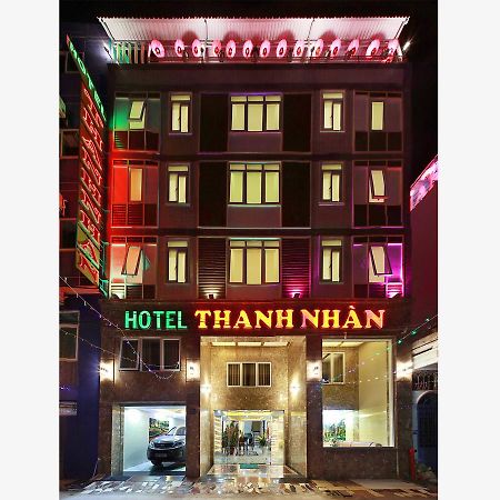 Thanh Nhan Hotel Дананг Экстерьер фото