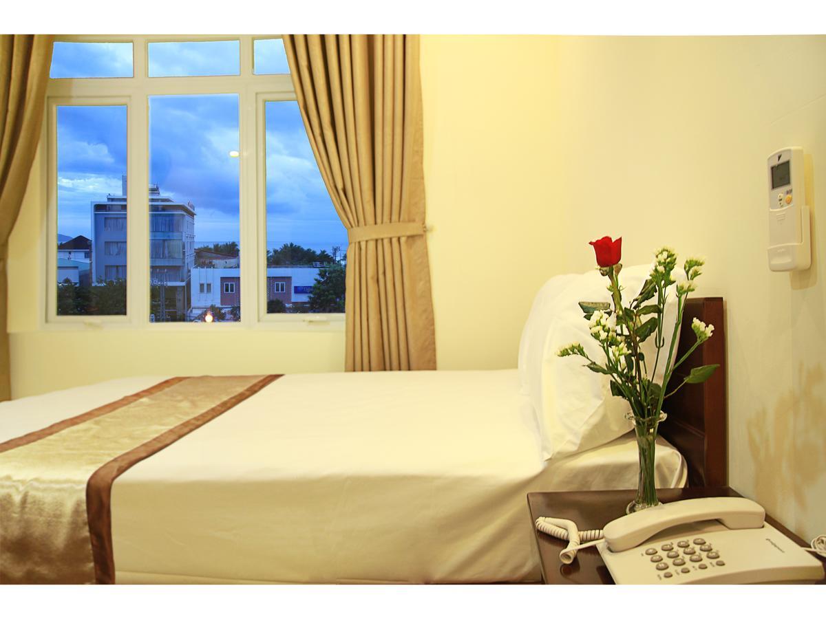 Thanh Nhan Hotel Дананг Экстерьер фото