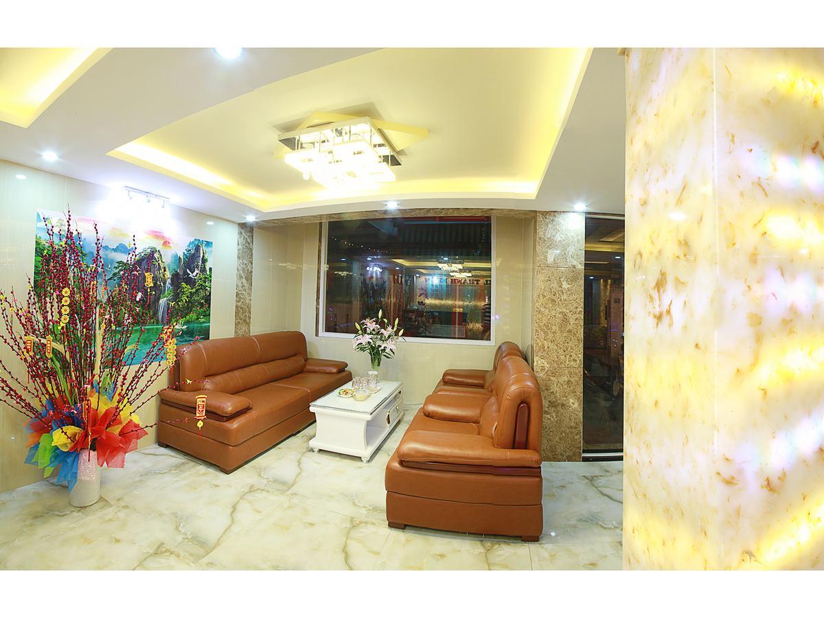 Thanh Nhan Hotel Дананг Экстерьер фото