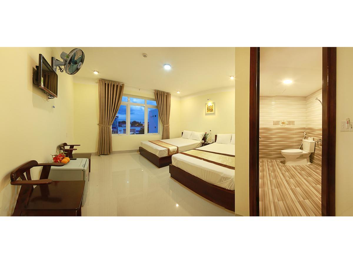 Thanh Nhan Hotel Дананг Экстерьер фото